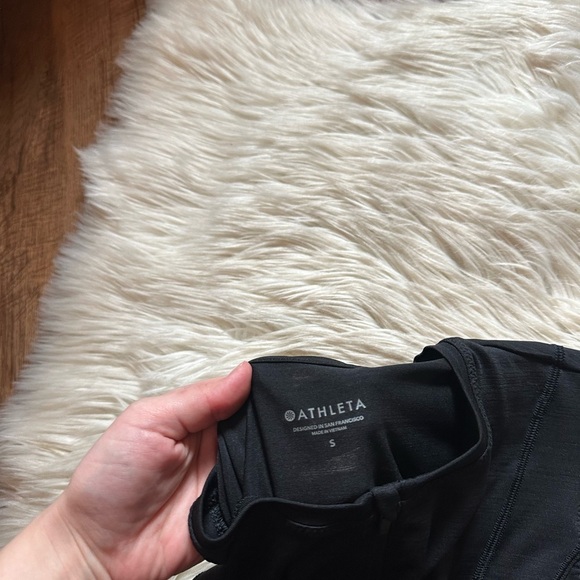 ATHLETA Pacifica Illume UPF Fitted Tank In Black - Picture 6 of 6